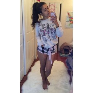 Marilyn Monroe sweater